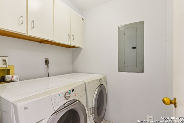 Image 31 of 56 For 7887 Broadway  601