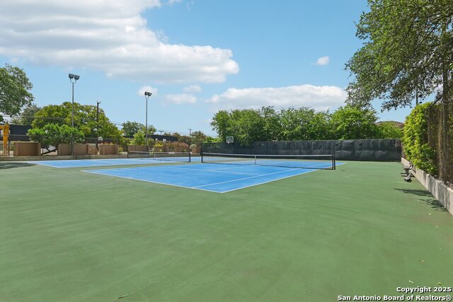 Image 39 of 56 For 7887 Broadway  601