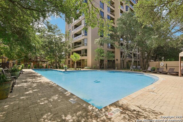 Image 51 of 56 For 7887 Broadway  601