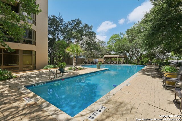 Image 52 of 56 For 7887 Broadway  601