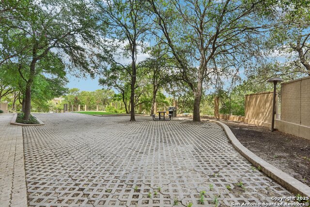 Image 55 of 56 For 7887 Broadway  601