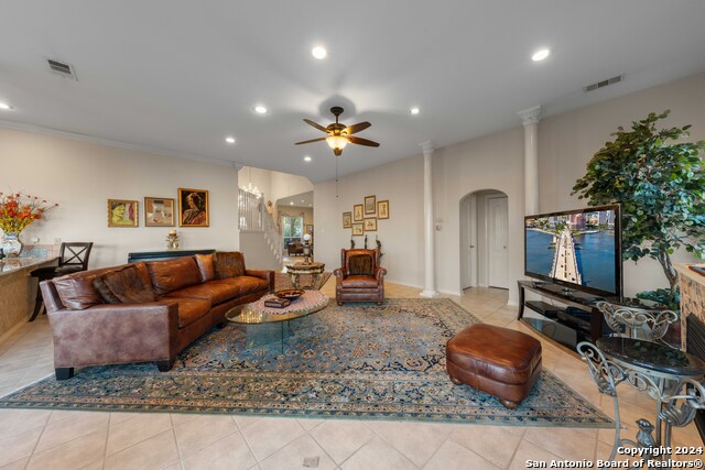 Listing photo id 15 for 23006 Starbright