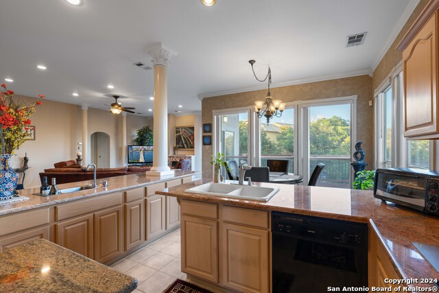 Listing photo id 20 for 23006 Starbright