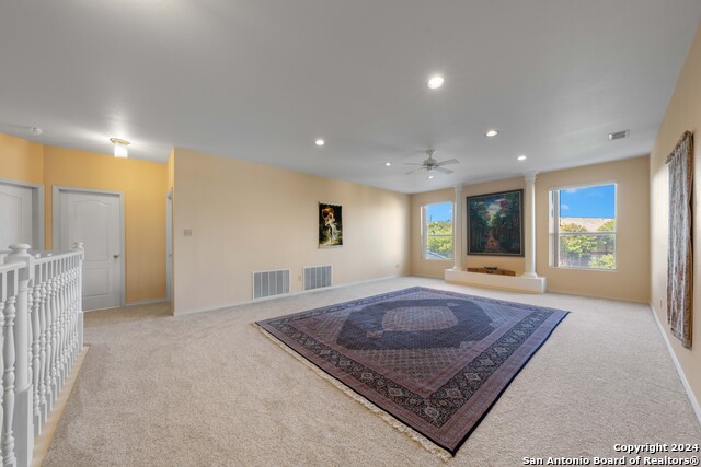 Listing photo id 31 for 23006 Starbright
