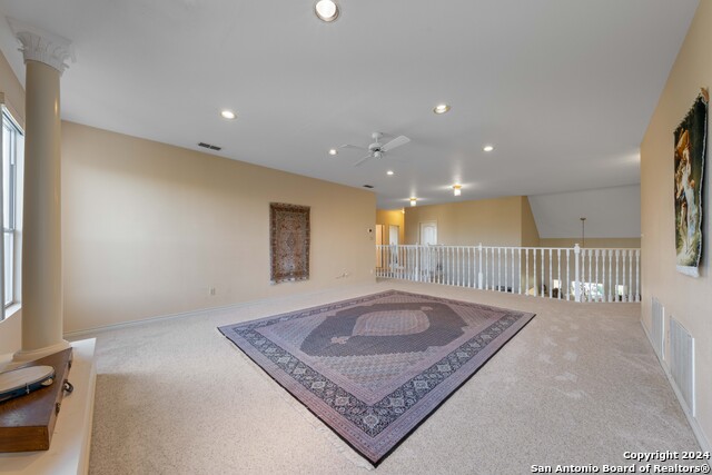 Listing photo id 33 for 23006 Starbright