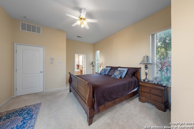 Listing photo id 37 for 23006 Starbright