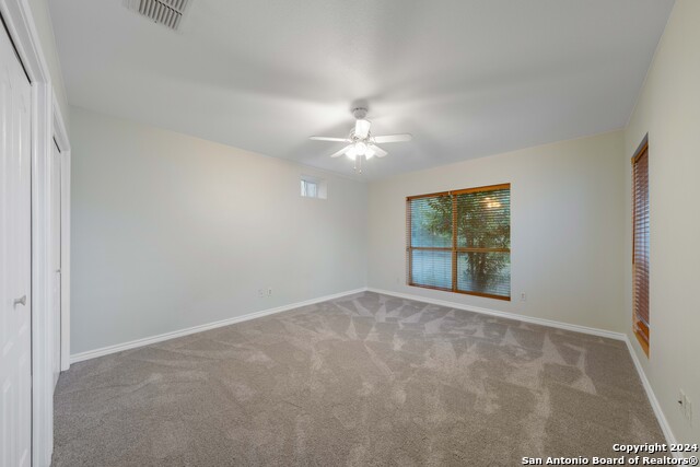 Listing photo id 45 for 23006 Starbright