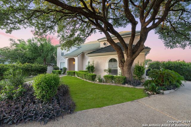 Listing photo id 4 for 23006 Starbright