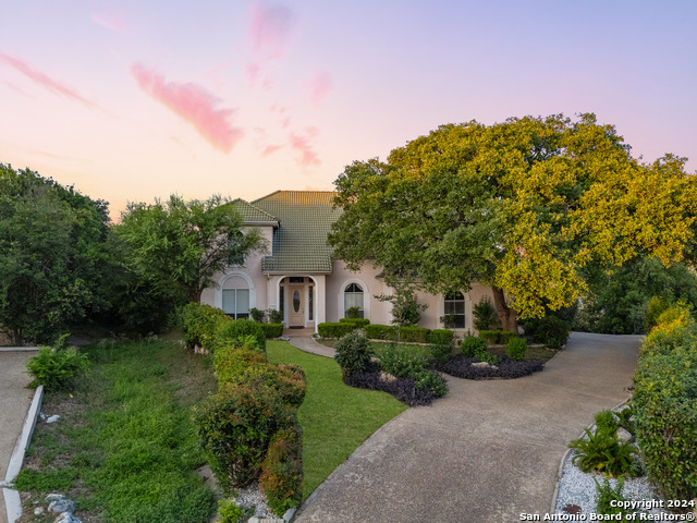 Listing photo id 59 for 23006 Starbright