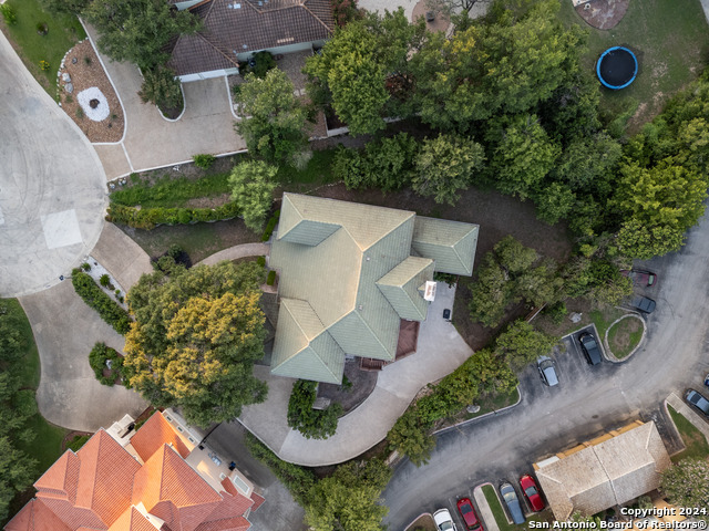 Listing photo id 64 for 23006 Starbright