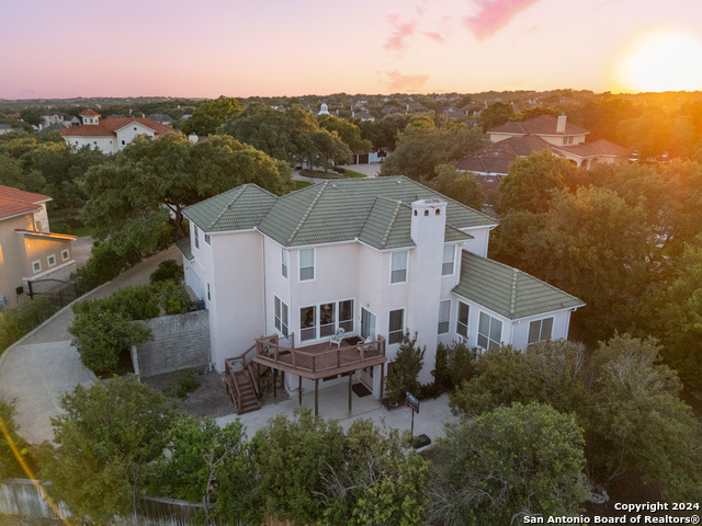 Listing photo id 65 for 23006 Starbright