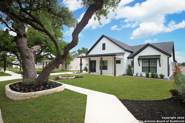Details for 431 Bandera Rd E, Boerne, TX 78006