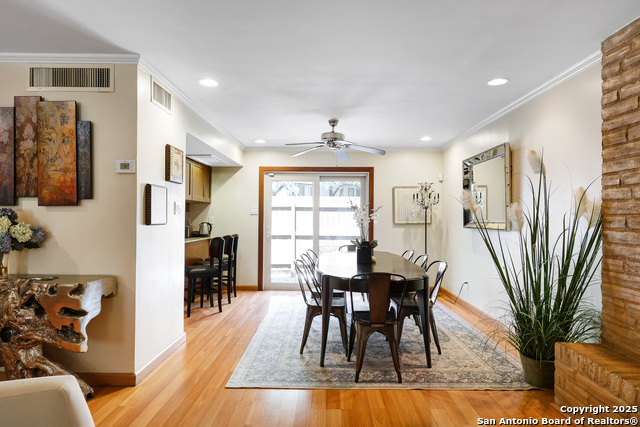Image 10 of 29 For 8715 Starcrest  19