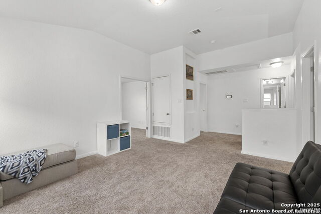 Image 19 of 28 For 8808 Straight Oaks