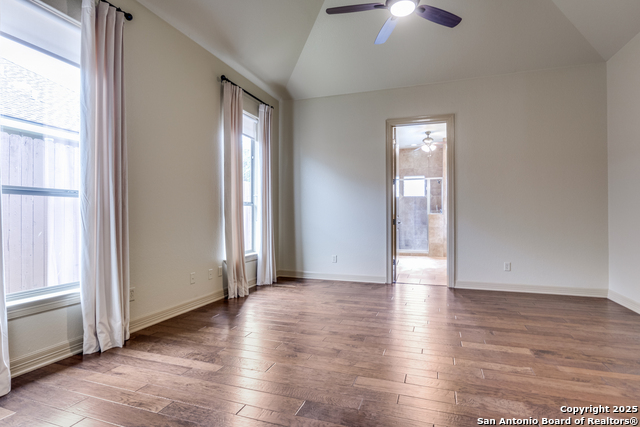 Image 15 of 35 For 436 English Oaks Circle