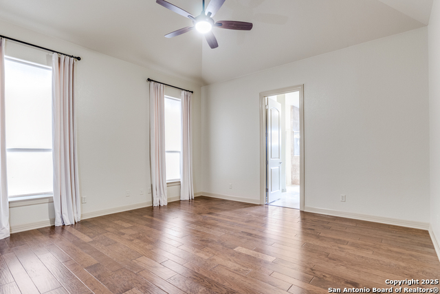 Image 16 of 35 For 436 English Oaks Circle