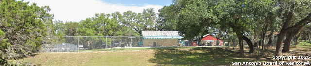 Listing photo id 13 for 3161 Tanglewood Trail