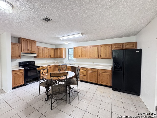 Listing photo id 3 for 3161 Tanglewood Trail