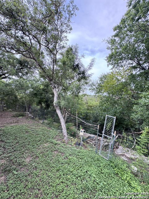 Listing photo id 6 for 3161 Tanglewood Trail