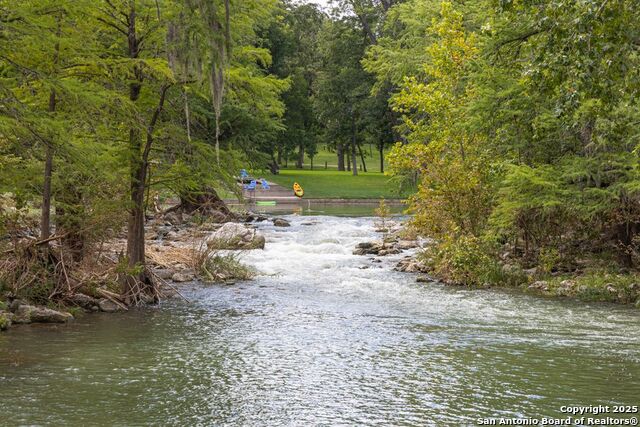 Image 36 of 40 For 1652 Gruene Pass