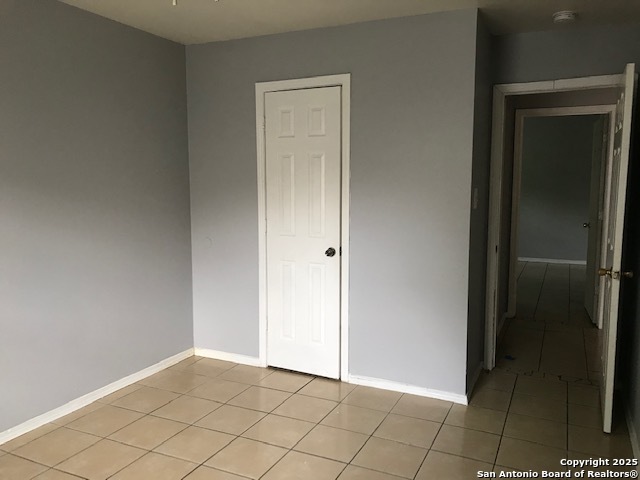 Image 7 of 9 For 7625 Windsor Oaks