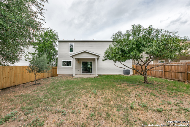 Listing photo id 33 for 9015 Sycamore