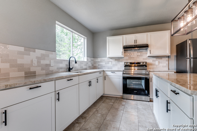 Listing photo id 6 for 9015 Sycamore