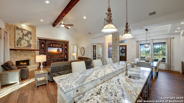 Image 5 of 43 For 1408 Olivastro