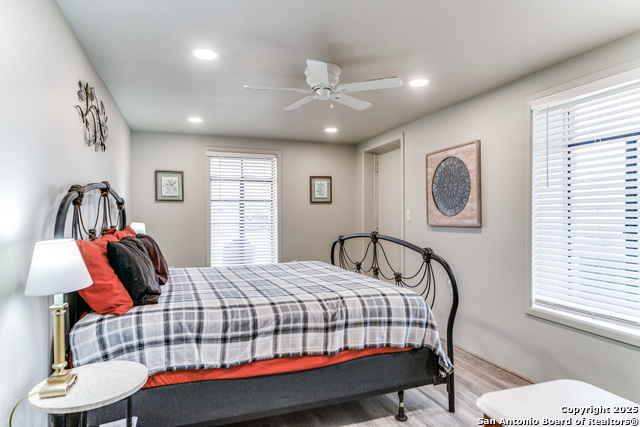 Listing photo id 16 for 1391 Highway 39