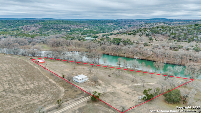 Listing photo id 7 for 1391 Highway 39