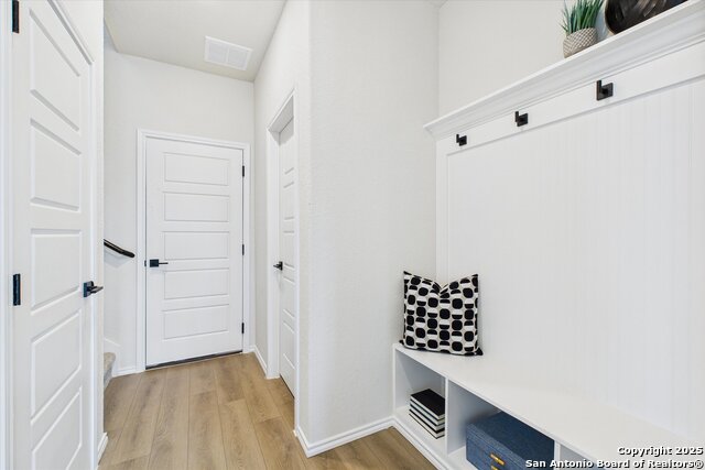Listing photo id 17 for 1018 West 1604 North Unit 201