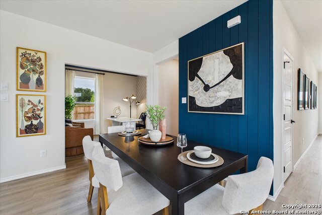 Listing photo id 4 for 1018 West 1604 North Unit 201