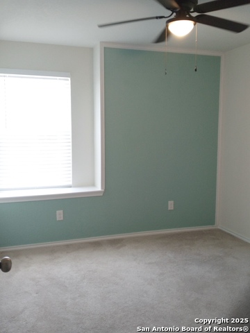 Image 13 of 32 For 10323 Martin Creek