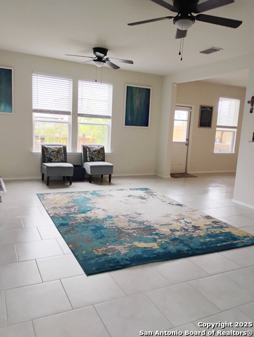 Image 4 of 32 For 10323 Martin Creek