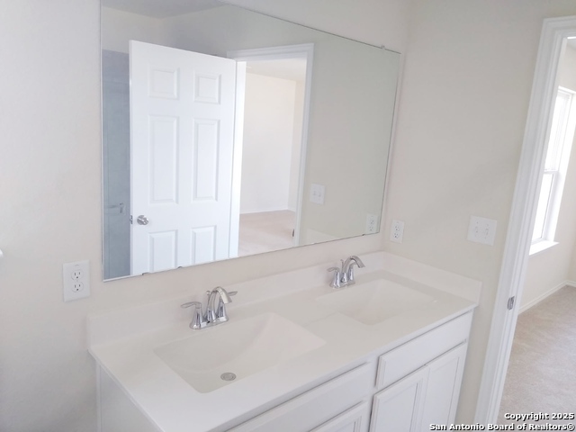 Image 9 of 32 For 10323 Martin Creek