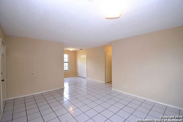 Image 37 of 41 For 927 Formosa Blvd W