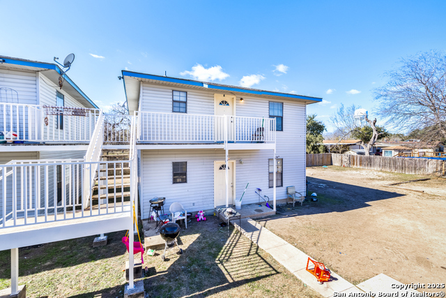 Image 6 of 41 For 927 Formosa Blvd W
