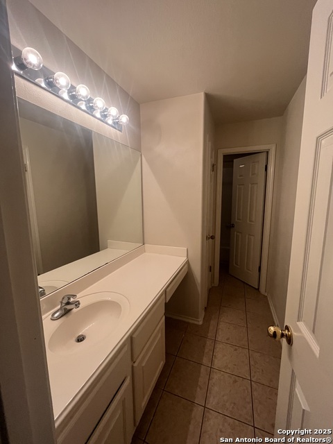 Image 22 of 43 For 1719 Heavens Peak