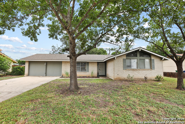 Details for 5611 Sir Gareth Dr, San Antonio, TX 78218