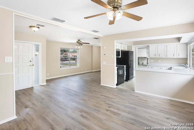 Image 10 of 34 For 5611 Sir Gareth Dr