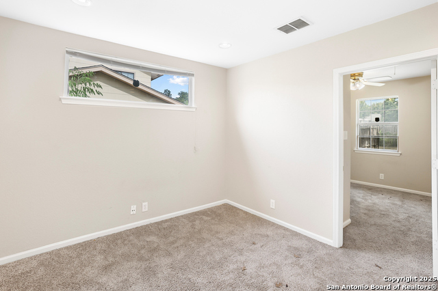 Image 17 of 34 For 5611 Sir Gareth Dr