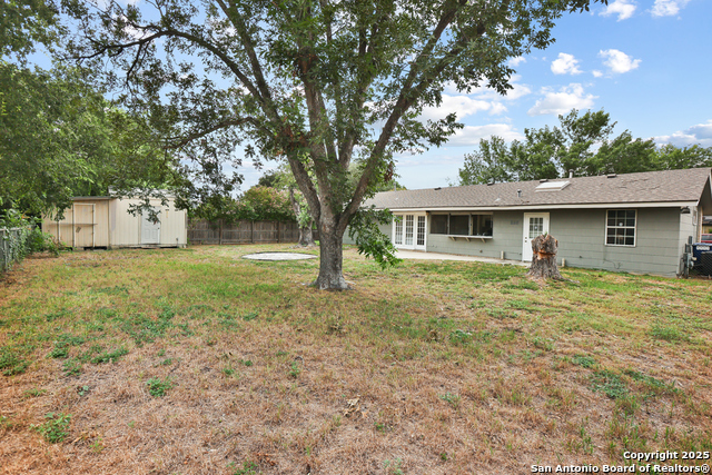 Image 29 of 34 For 5611 Sir Gareth Dr