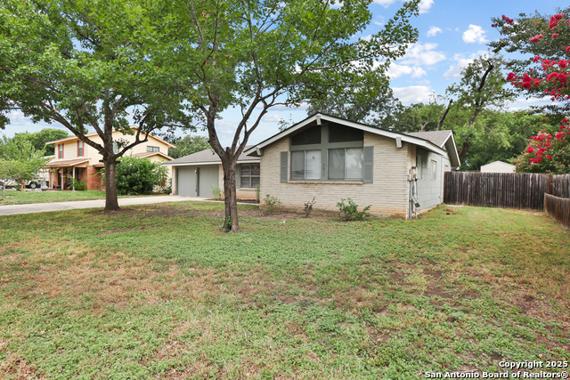 Image 3 of 34 For 5611 Sir Gareth Dr