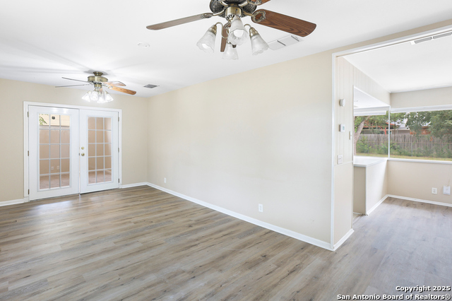 Image 7 of 34 For 5611 Sir Gareth Dr