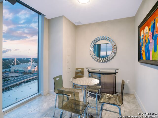 Image 6 of 24 For 610 Market E 2818