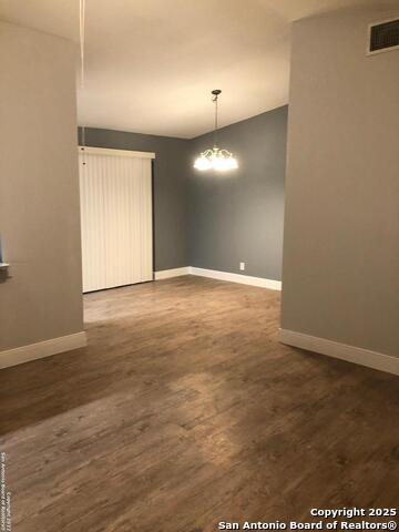 Image 11 of 12 For 8401 Forest Ridge