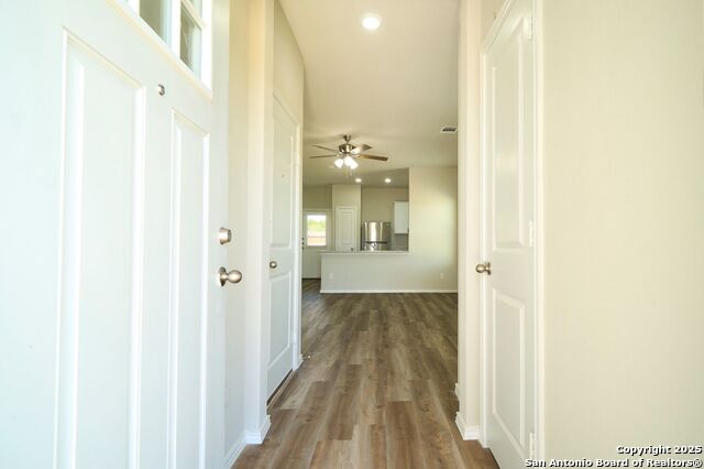 Image 3 of 32 For 490 Abigail  