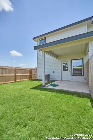 Image 30 of 32 For 490 Abigail  