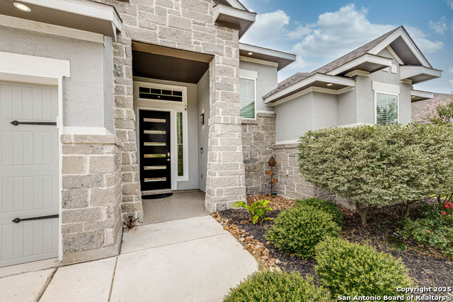 Image 3 of 31 For 24905 Resort Pkwy