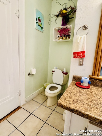 Image 13 of 19 For 3220 Ashby W